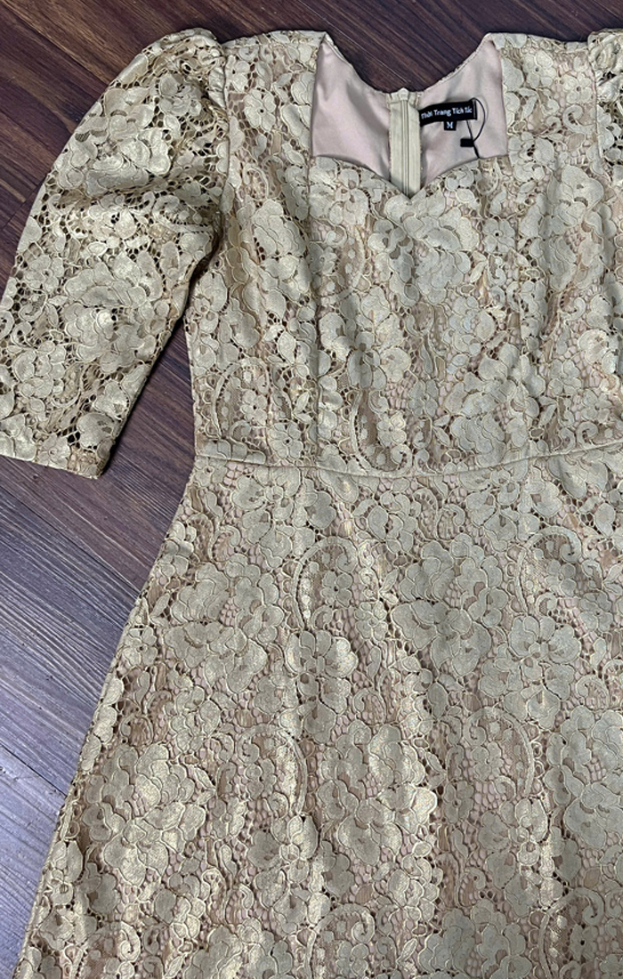 Dam ren co vuong mau vang dong f335 8