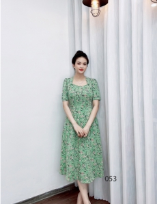 Đầm xòe lụa mango màu xanh đính nút bọc - D053
