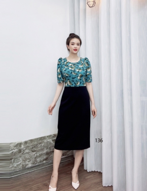Đầm body suông phối áo lụa mango cổ sen - D136