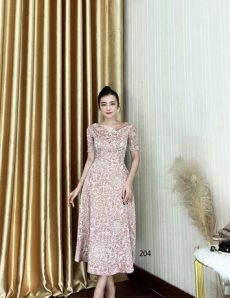 Đầm xòe dự tiệc gấm lụa hoa hồng - D204