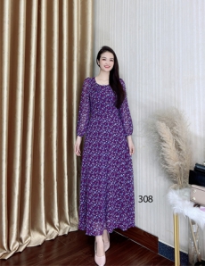 Đầm maxi tay dài đính hoa ngực màu tím - D308