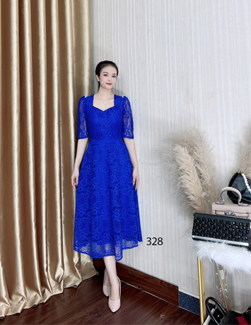 Đầm ren xòe cổ U màu xanh coban - D328
