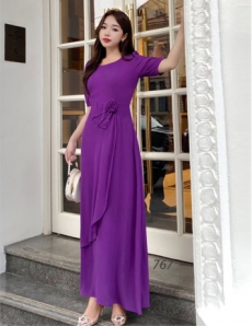 Đầm maxi dạ hội vạt xếp đính đá kết hoa màu tím - D767