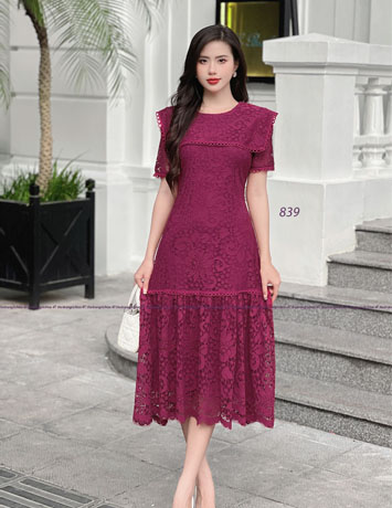 Đầm ren suông chân bèo đuôi cá màu tím hồng - D839