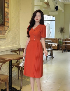 Đầm xòe cổ vest phối viền tùng dập ly 2 bên Màu Cam - E026