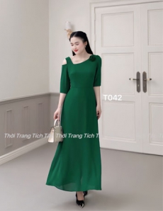 Đầm maxi cổ lệch vai rớt ngực đính hoa màu XANH- E042