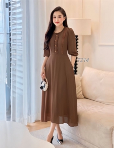 Đầm xòe cổ bèo ngực viền ren màu Nâu - E214