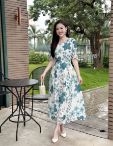 Đầm xòe tơ thêu hoa 3D tông Xanh - E415