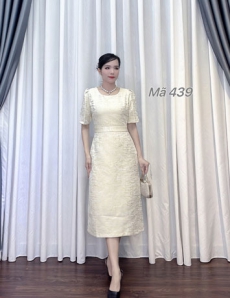 Đầm body suông Gấm Tapta vân đá màu vàng - E439