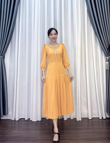 Đầm xòe tay lỡ chân dập ly màu Vàng - E483