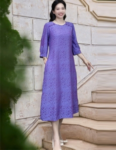 Đầm suông lụa vai đính nút màu tím - E787