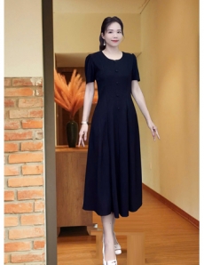 Đầm xòe mảnh thụn dập màu Đen - E794