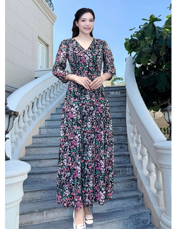 Đầm maxi  màu Xanh Đen hoa nhí hồng cổ tim tay lỡ - E811