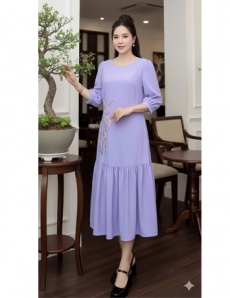  Đầm suông thêu hoa chân bèo đuôi cá màu tím cà - F125