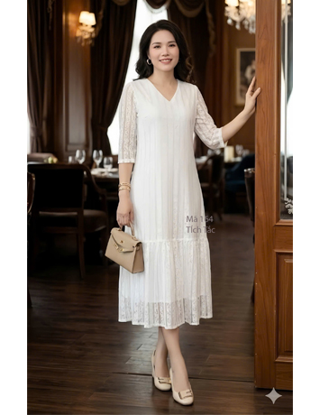 Đầm ren xuông chân bèo đuôi cá màu trắng  - F164