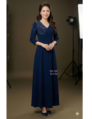 Đầm maxi dạ hội lụa cổ tim kết cườm màu xanh đen  - F168