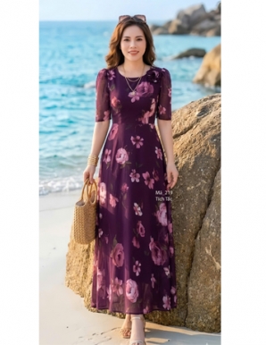 Đầm maxi voan cổ tròn bông nền đỏ tím   - F219