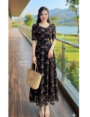 Đầm maxi voan cổ tim bông đỏ nền đen - F244