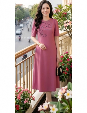 Đầm suông thêu viền hoa màu hồng - F269