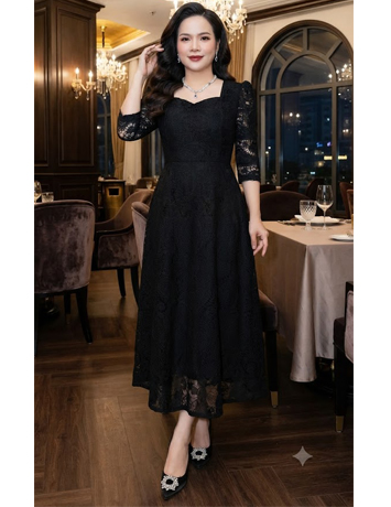 Đầm ren cổ vuông màu đen - F334