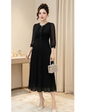 Đầm dập ly viền bèo tay lỡ màu đen   - F342
