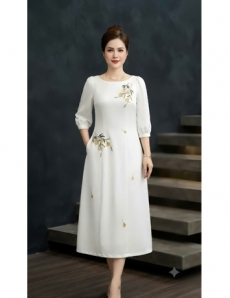 Đầm thêu bông tay lỡ màu trắng - F359