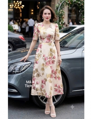 Đầm thun cotton in hoa cổ tim màu kem - F421