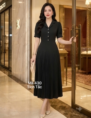 Đầm cổ vest dập ly màu đen- F430