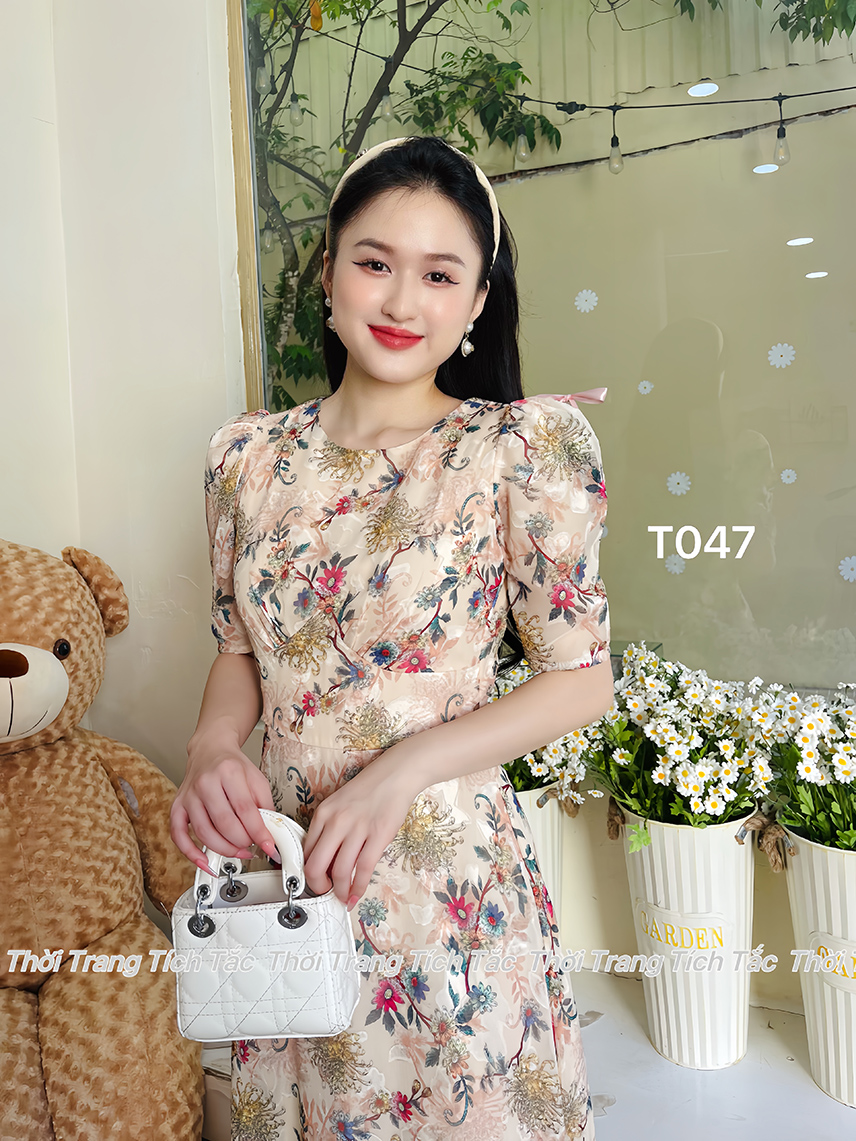 Dam xoe hoa voan to theu chan nguc mau da e047 6
