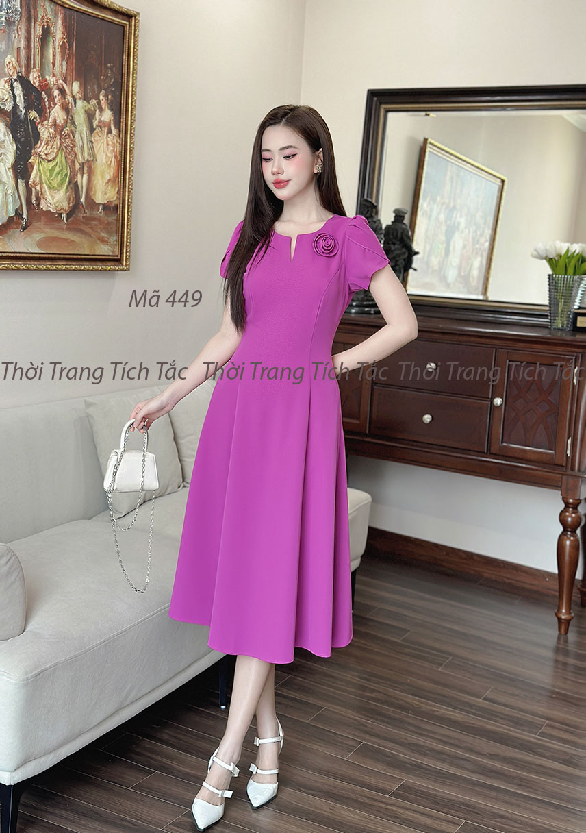 Dam xoe 8 manh co xe dinh hoa mau hong tim e449 4