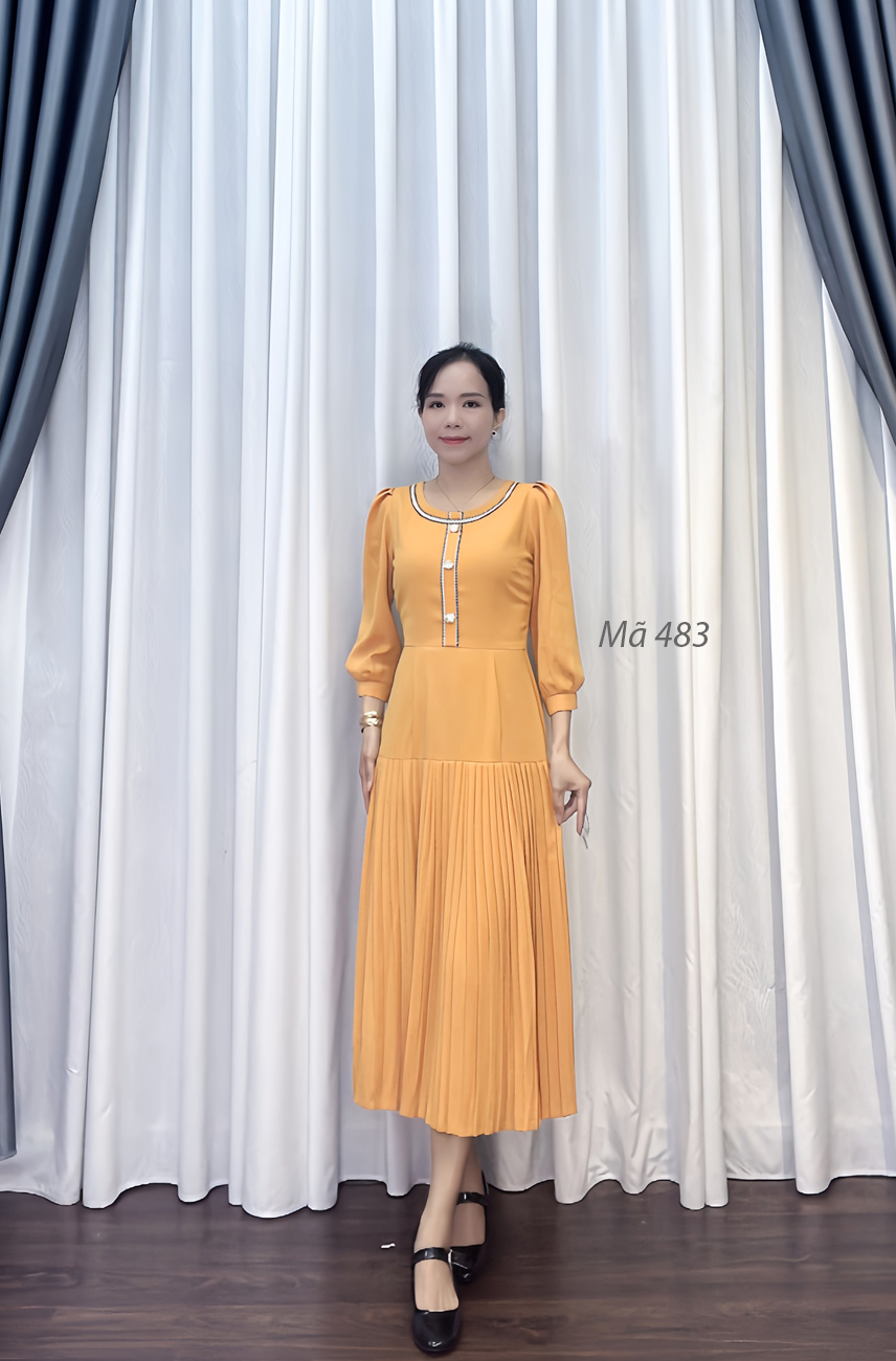 Dam xoe tay lo chan dap ly mau vang e483 2