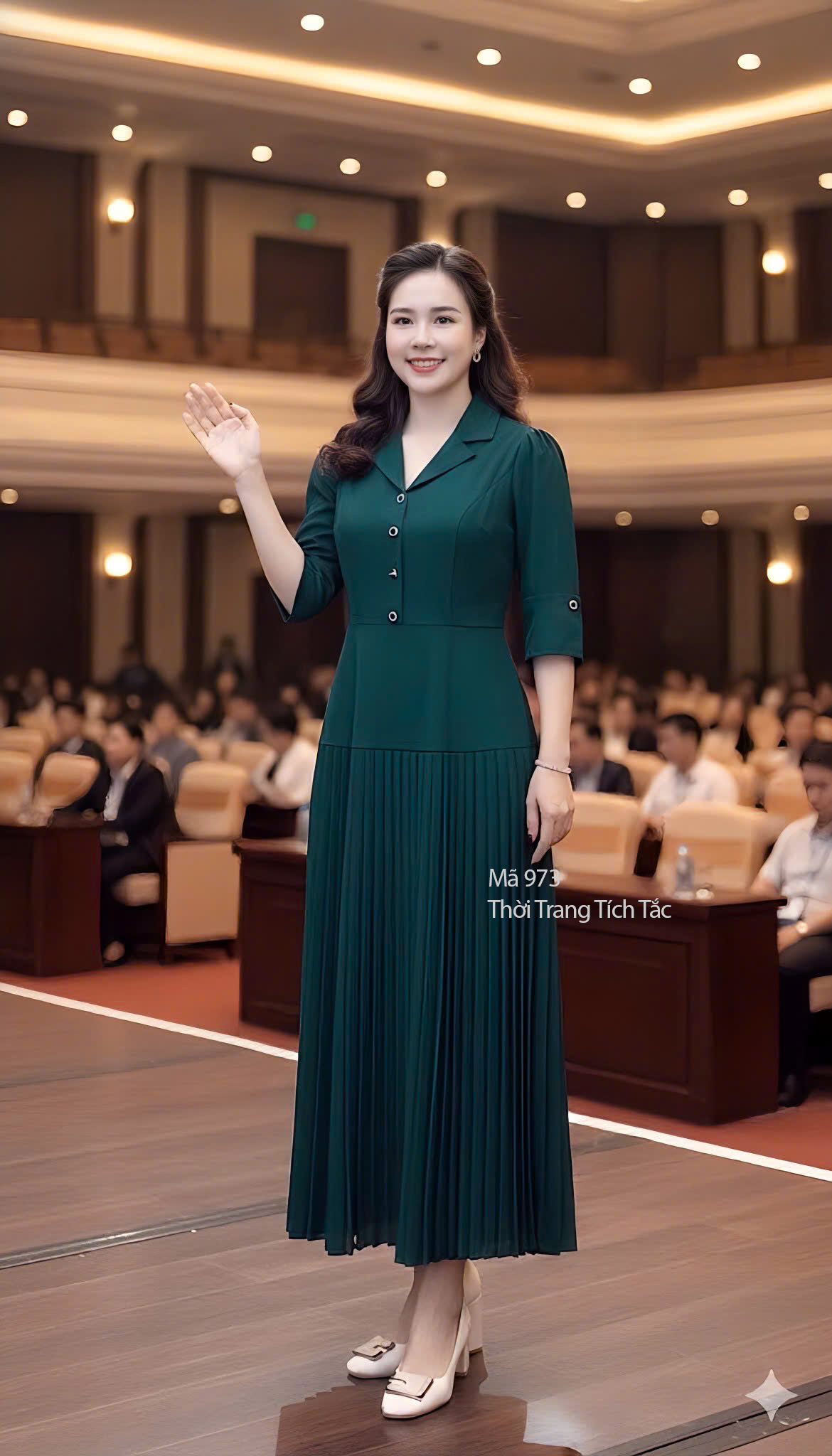 dam-dap-ly-mau-xanh-co-vest-973-trang