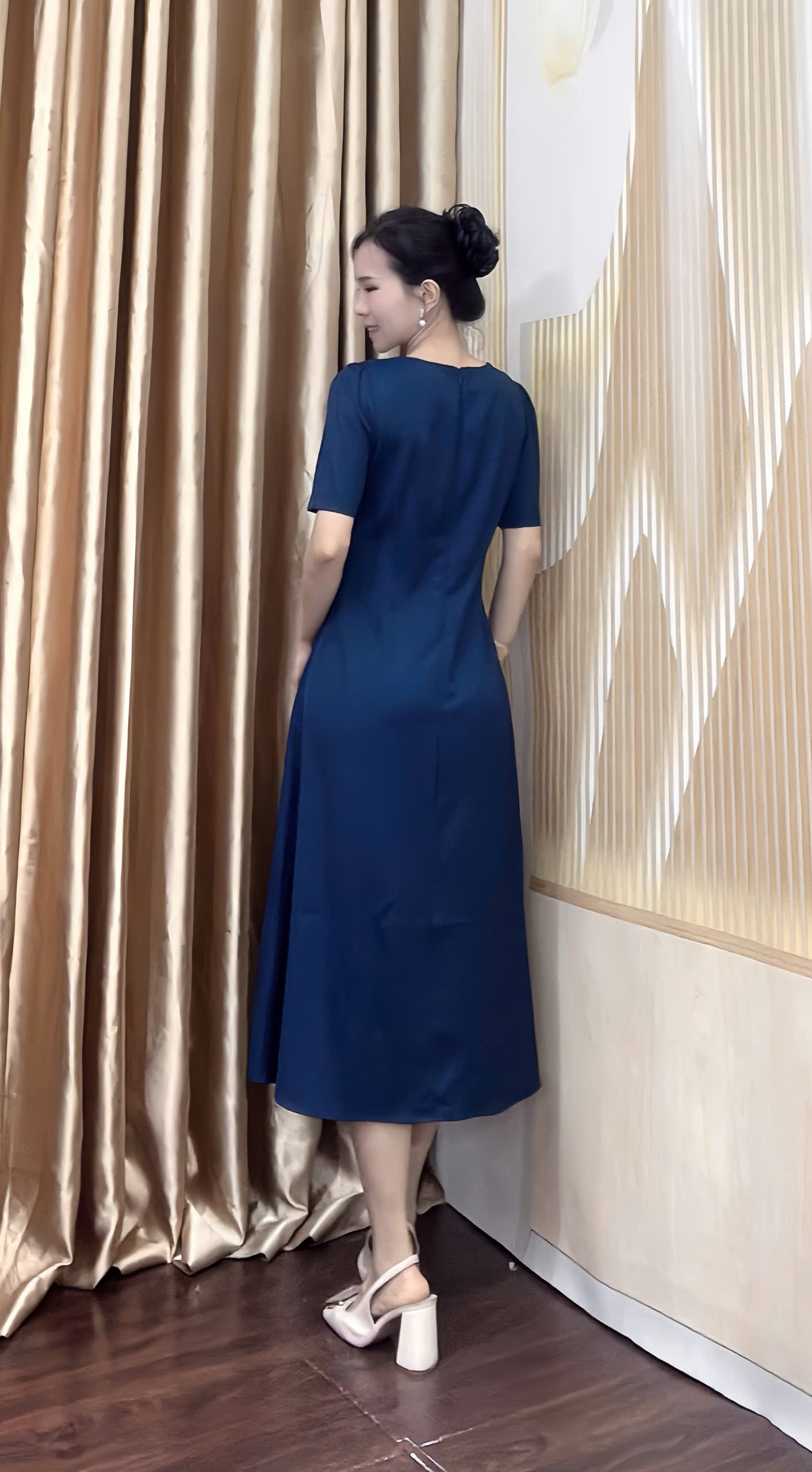 Dam suong mau xanh den theu hoa xam f026 2