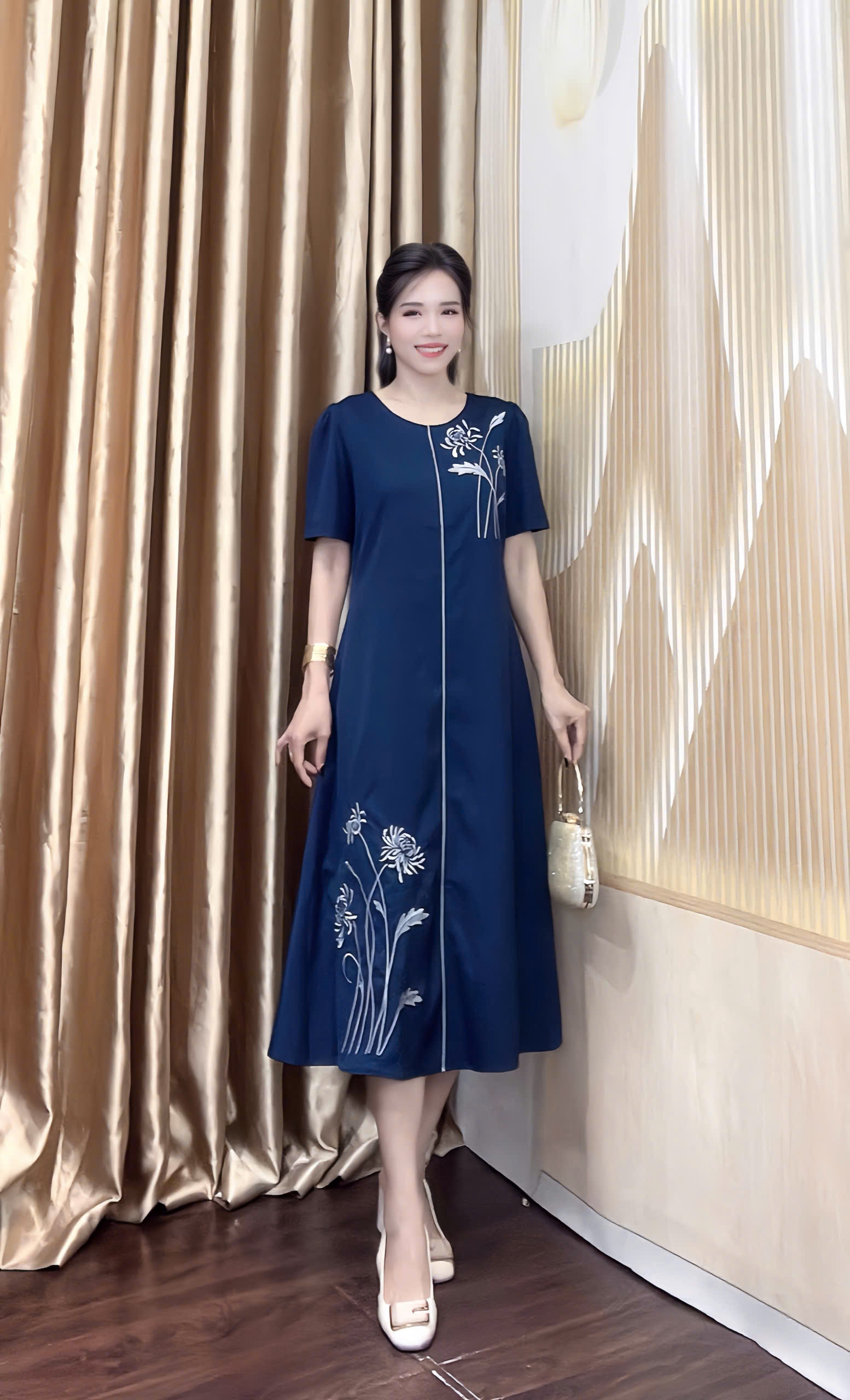 Dam suong mau xanh den theu hoa xam f026 4