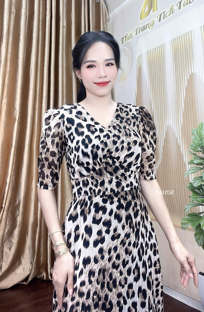 Dam xoe co tim hoa tiet beo f058 3