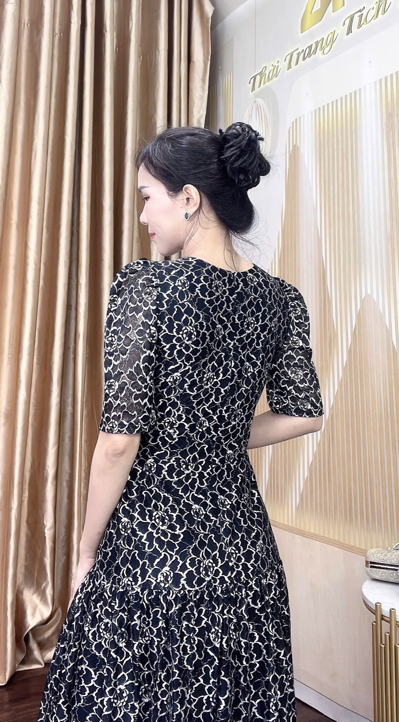 Dam ren co vuong tang xoe mau den f099 4