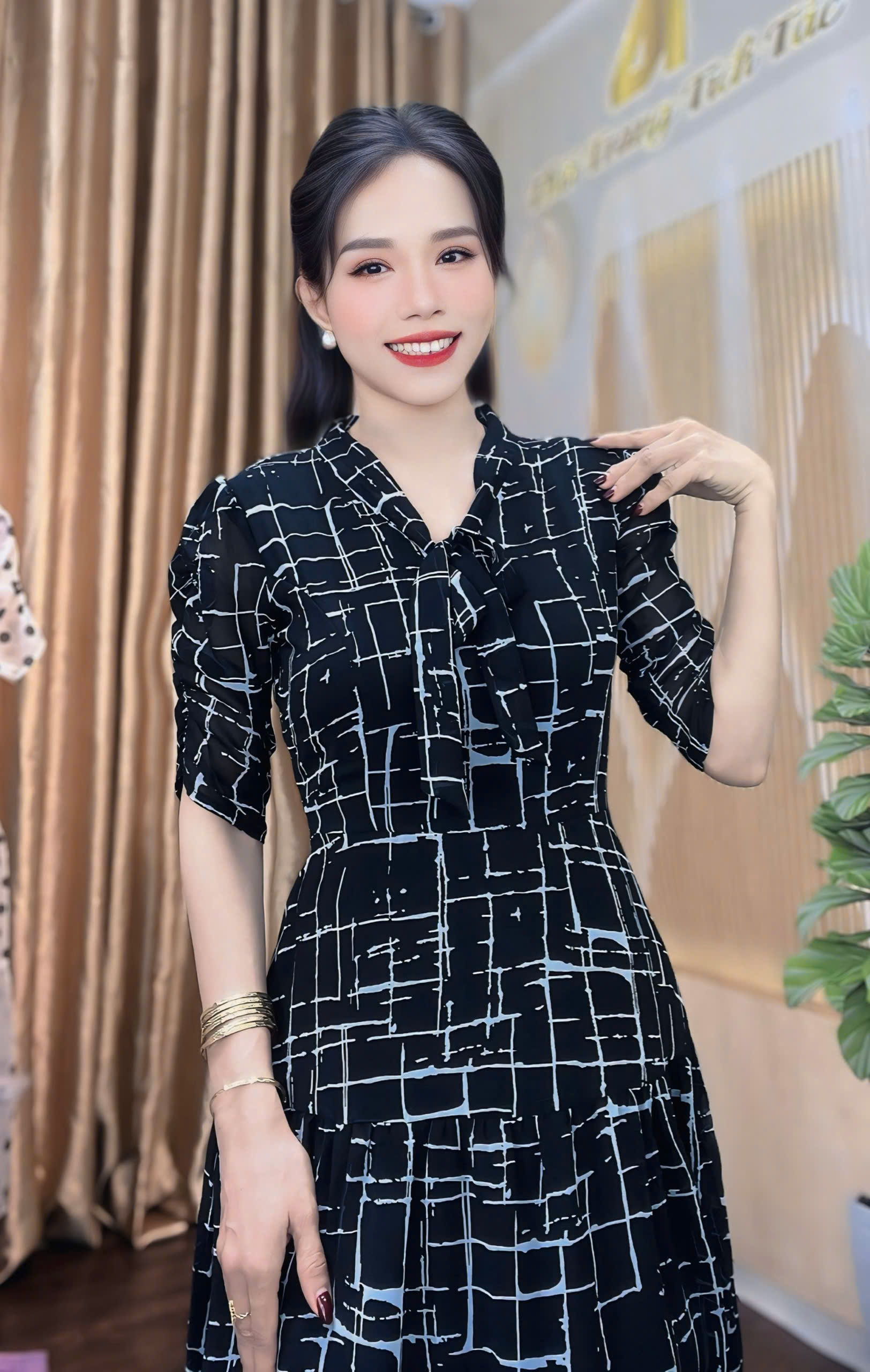 dam-tang-voan-hoa tiet-soc-den-trang-001 3