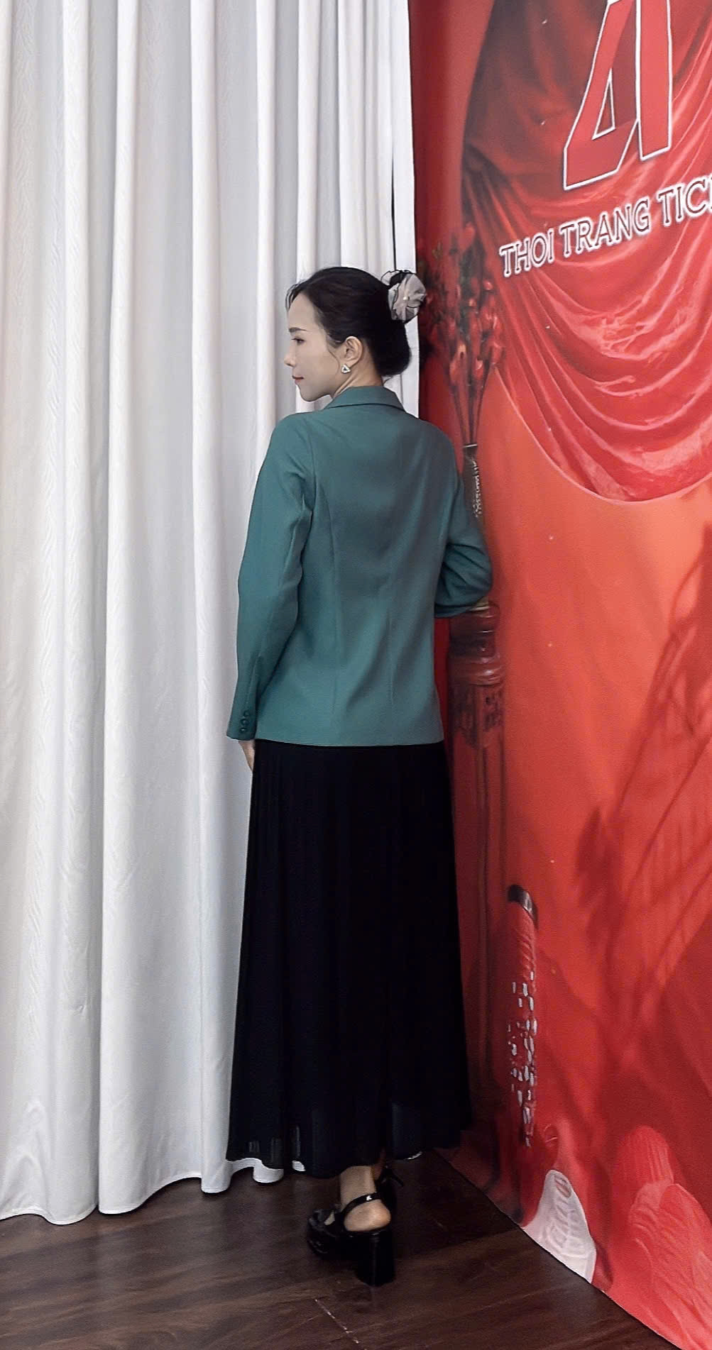 Ao khoac vest mau xanh f134 2