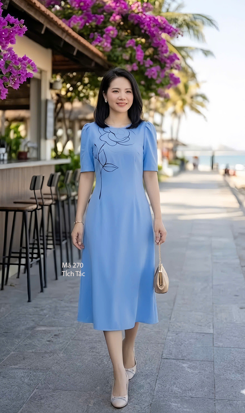 Dam suong theu vien hoa mau xanh da troi f270 8